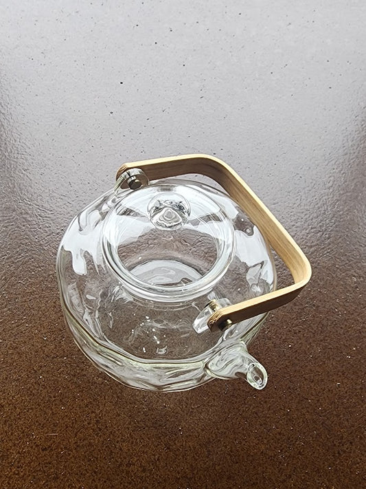 Clear glass teapot